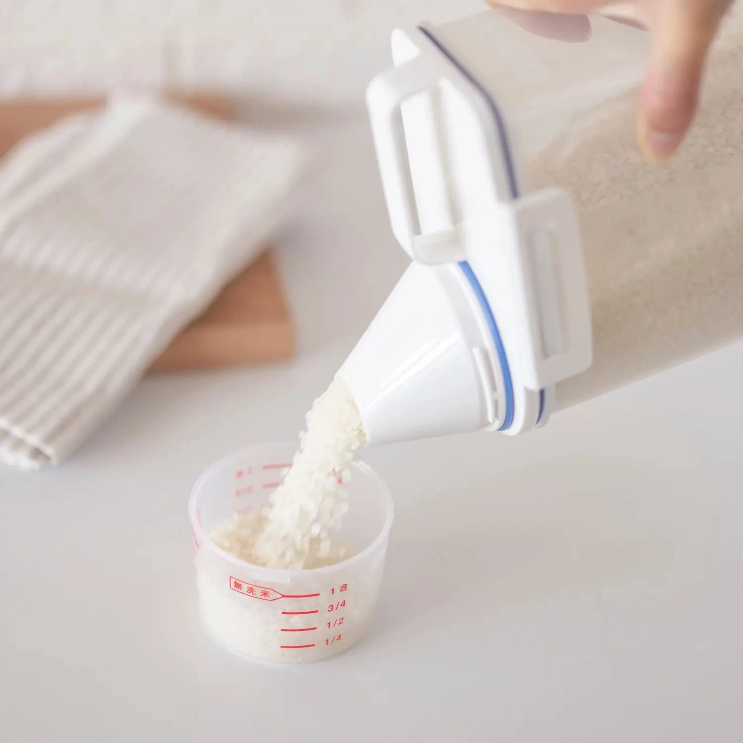 ASVEL Polypropylene Sealed Rice Storage Container 2 ASVEL Polypropylene Sealed Rice Storage Container - Image 2