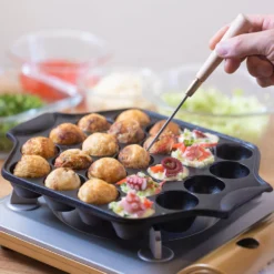 Iwachu Nambu Cast Iron 23-Ball Takoyaki Pan -Kitchenware Sales Shop IwachuNambuCastIron23 BallTakoyakiPan 2