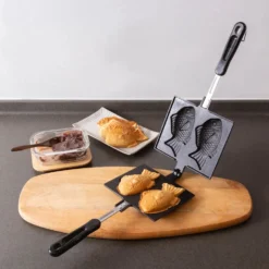 Iwachu Nambu Cast Iron Taiyaki Fish-Shaped Waffle Iron -Kitchenware Sales Shop IwachuNambuCastIronTaiyakiFish ShapedWaffleIron 6