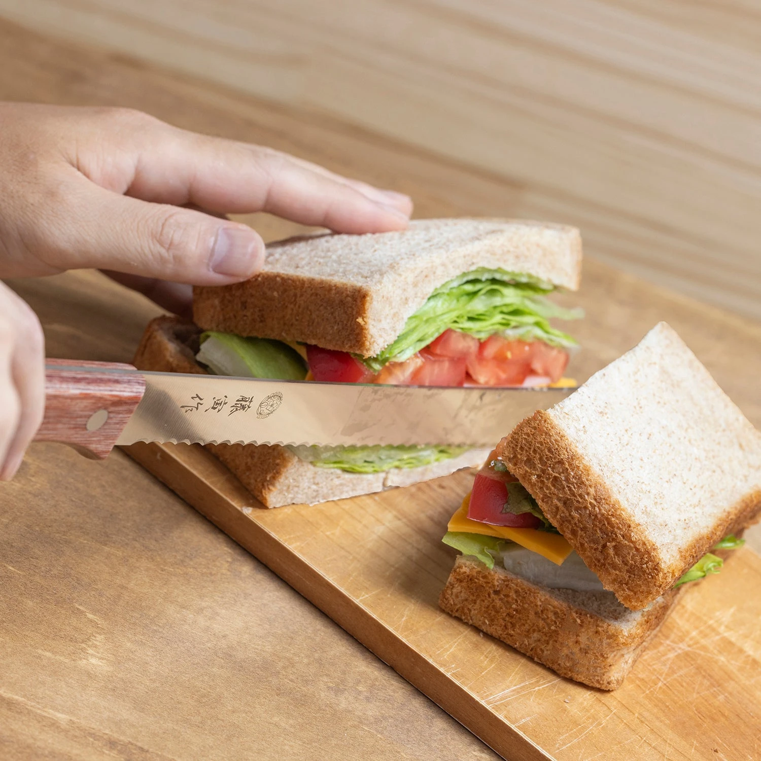 TOJIRO Fujitora Stainless Steel Bread Knife FU-737 3 TOJIRO Fujitora Stainless Steel Bread Knife FU-737 - Image 3