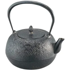 Ikenaga Nambu Cast Iron Tetsubin Kettle Kaede